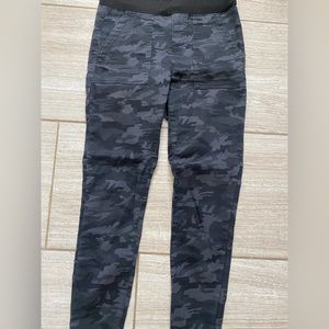 No Boundaries Camo Jeans